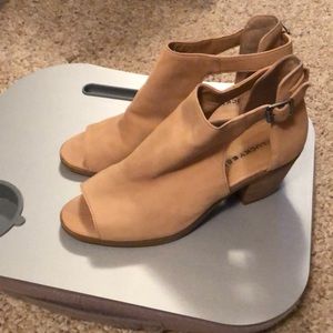 Lucky Brand booties size 8
